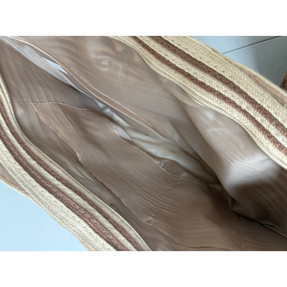 Striped Woven Tote Bag - Picture 6 of 6